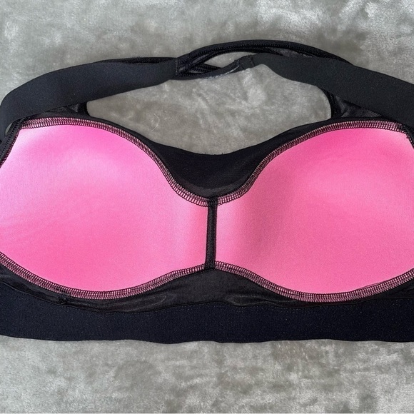 PINK Victoria’s Secret Ultimate Lightly Lined Sports Bra Grey Black Size M - Picture 5 of 8